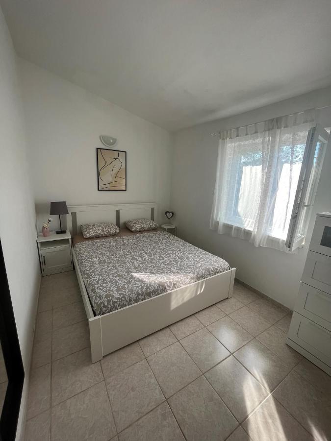 Pinezici Apartman Niccole Ngoại thất bức ảnh