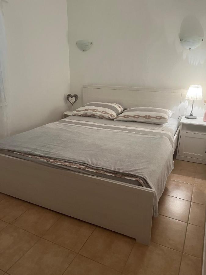 Pinezici Apartman Niccole Ngoại thất bức ảnh