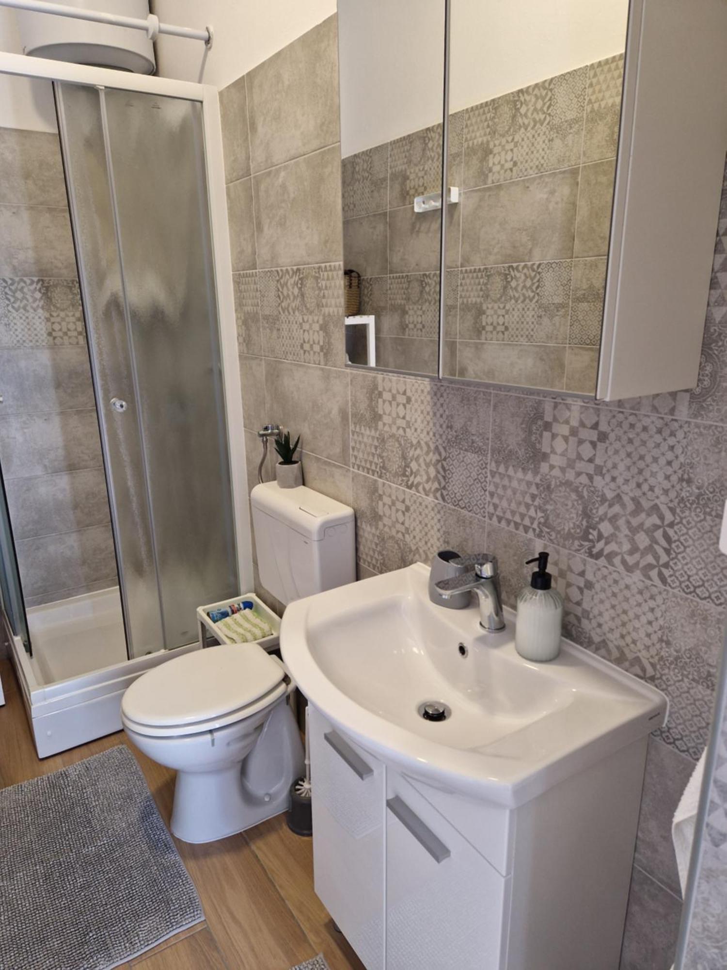 Pinezici Apartman Niccole Ngoại thất bức ảnh